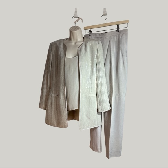 Vintage 2 PC Satin Feel Pants Suit Jacket Vest Combo Pewter Color Floral 10P - Picture 1 of 11